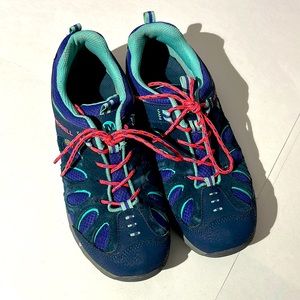 Merrell Chameleon Leather Athletic Hiking Shoes Purple and Blue womens sz 6